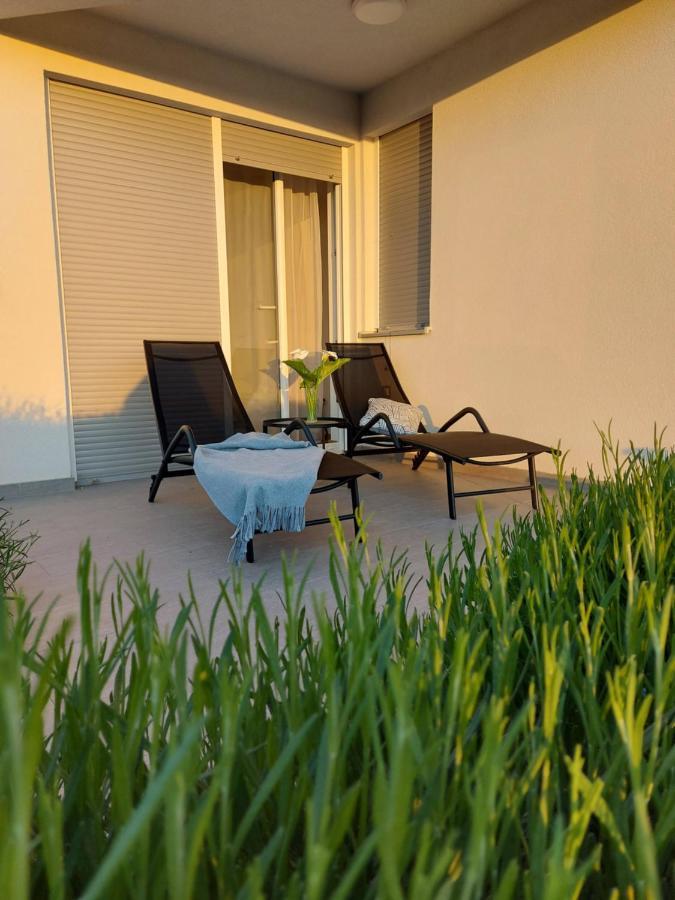Apartment Fiorella Porec Bagian luar foto