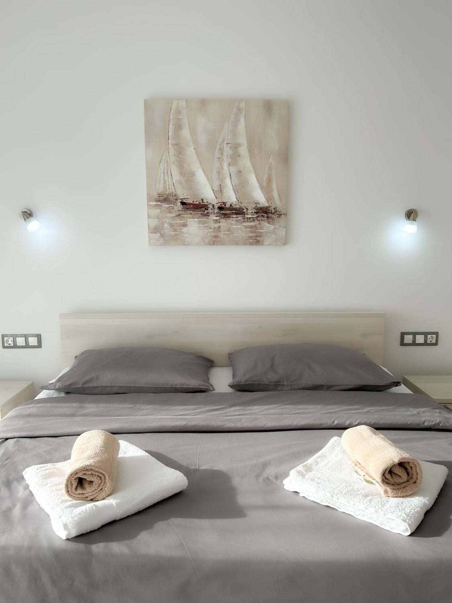 Apartment Fiorella Porec Bagian luar foto