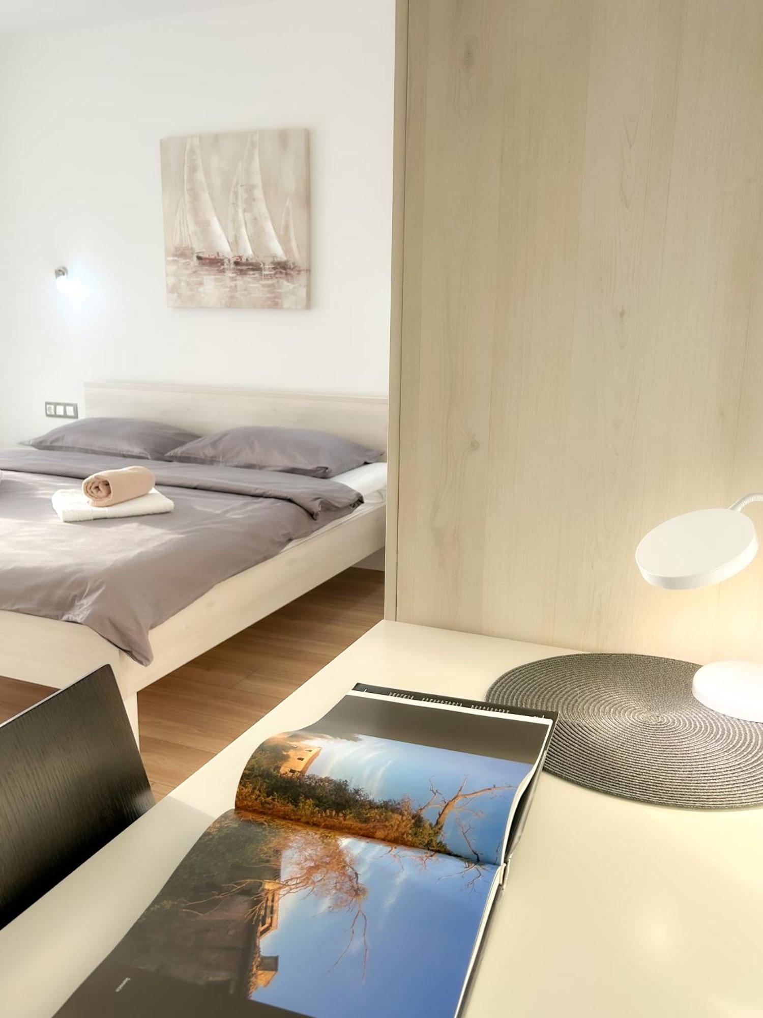 Apartment Fiorella Porec Bagian luar foto